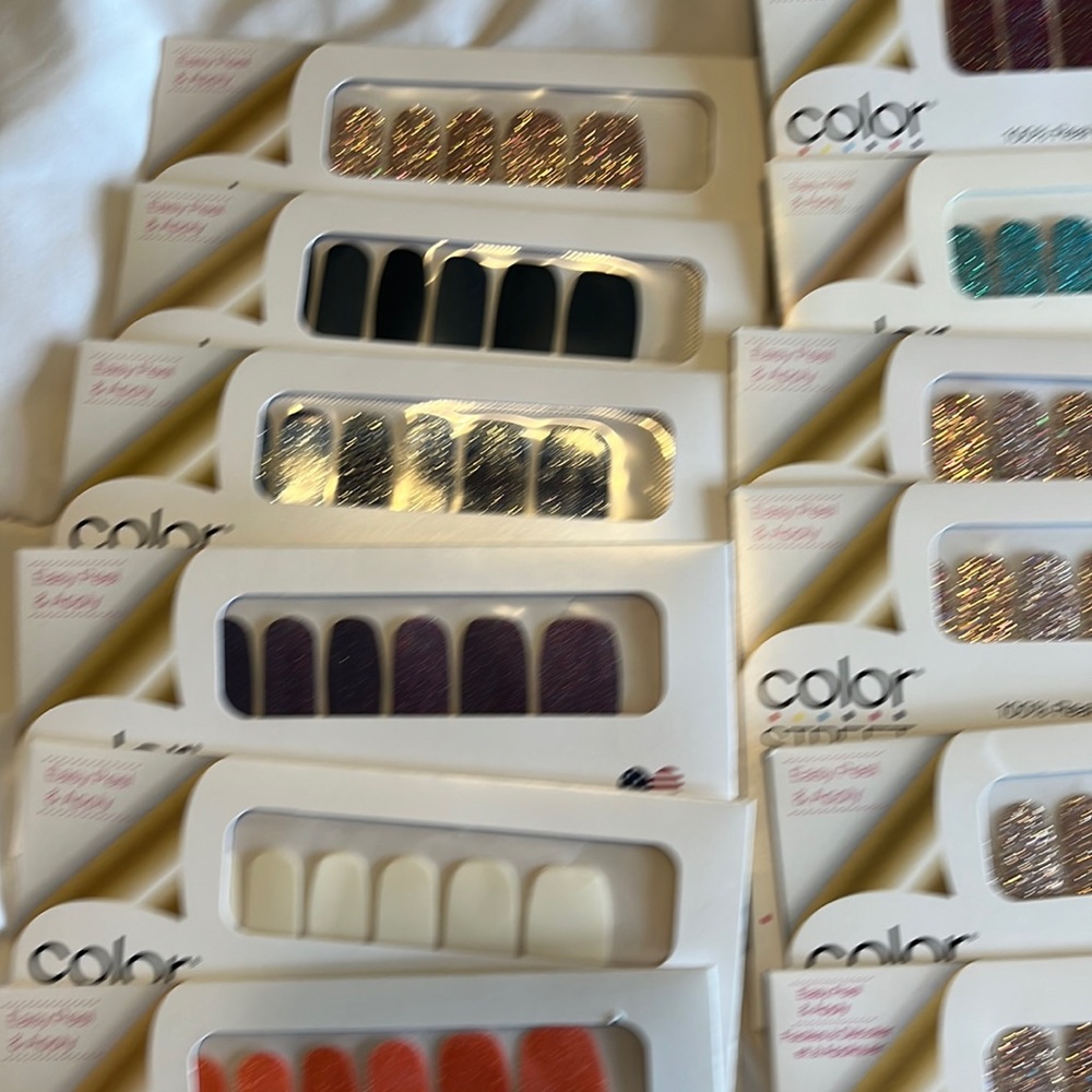 Color street Press on polish - brand new